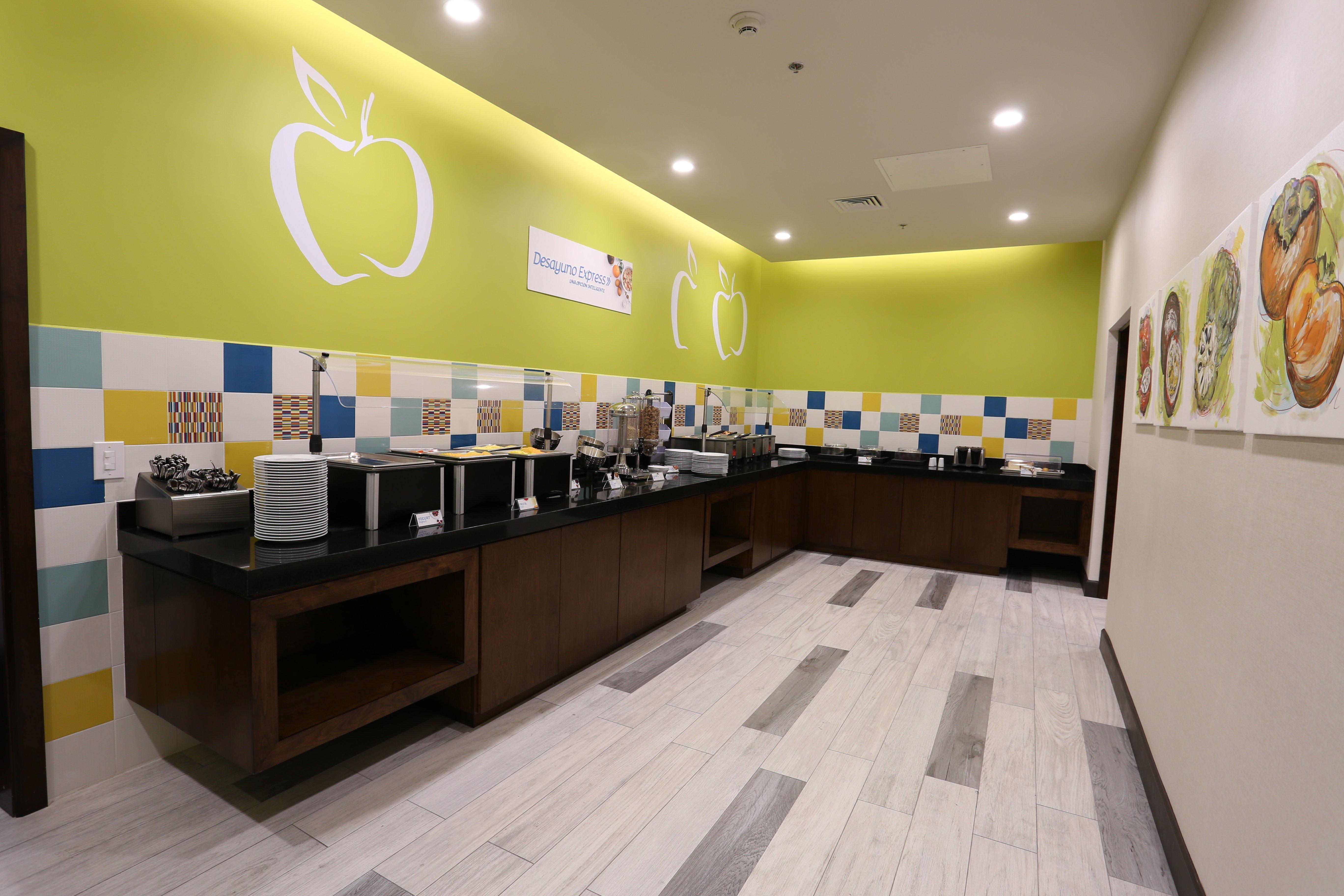 Holiday Inn Express & Suites Mexicali By Ihg Exterior foto